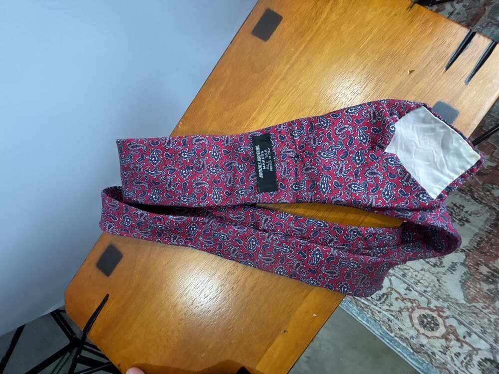 Brooks Brothers Silk Necktie Red Blue Paisley Made In Italy